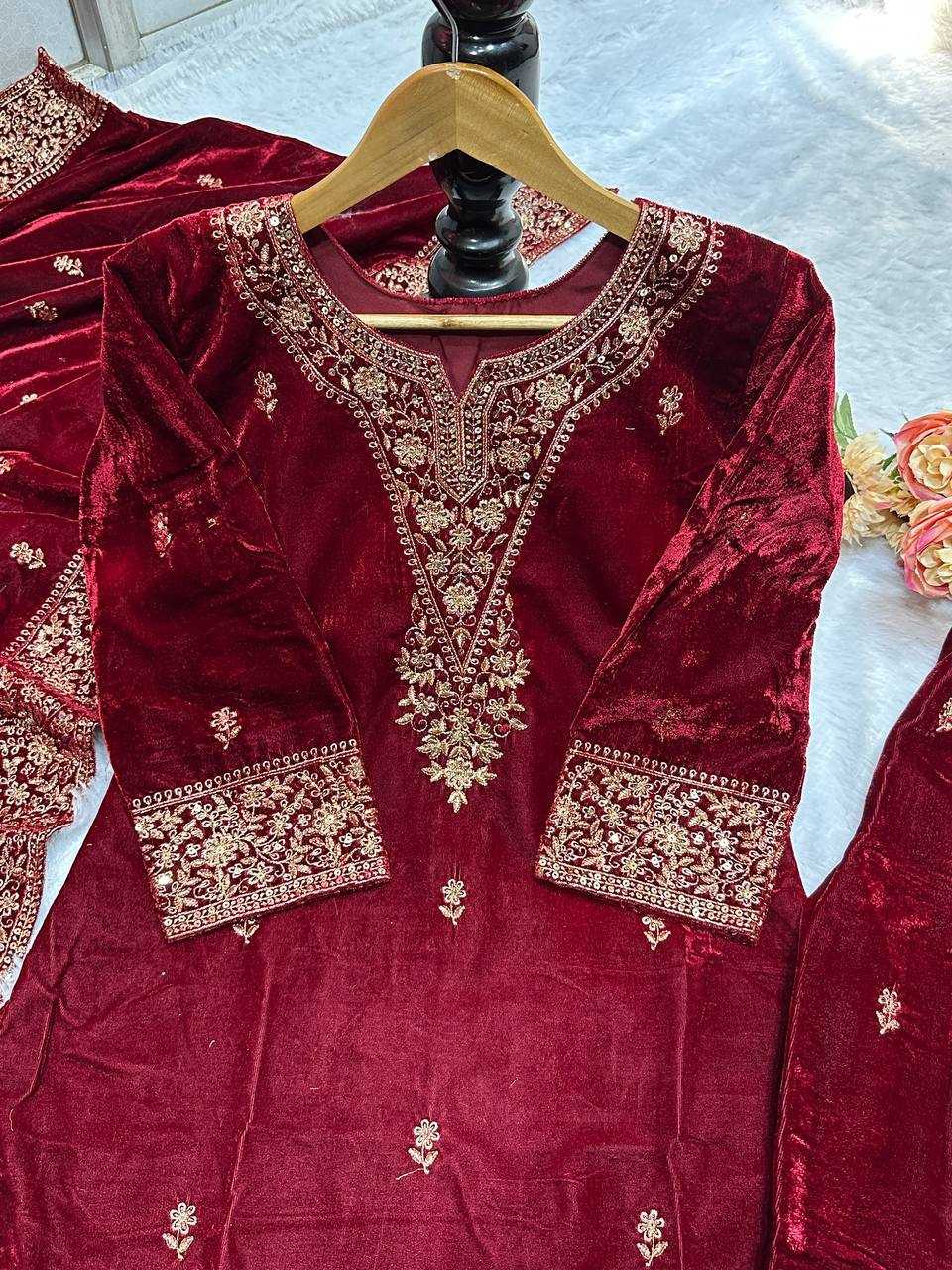 YNF VELVET KESH147 235 SUITS & DRESSES WHOLESALE EMBROIDERED PARTY WEAR VELVET SUITS MANUFACTURER - Deevit International