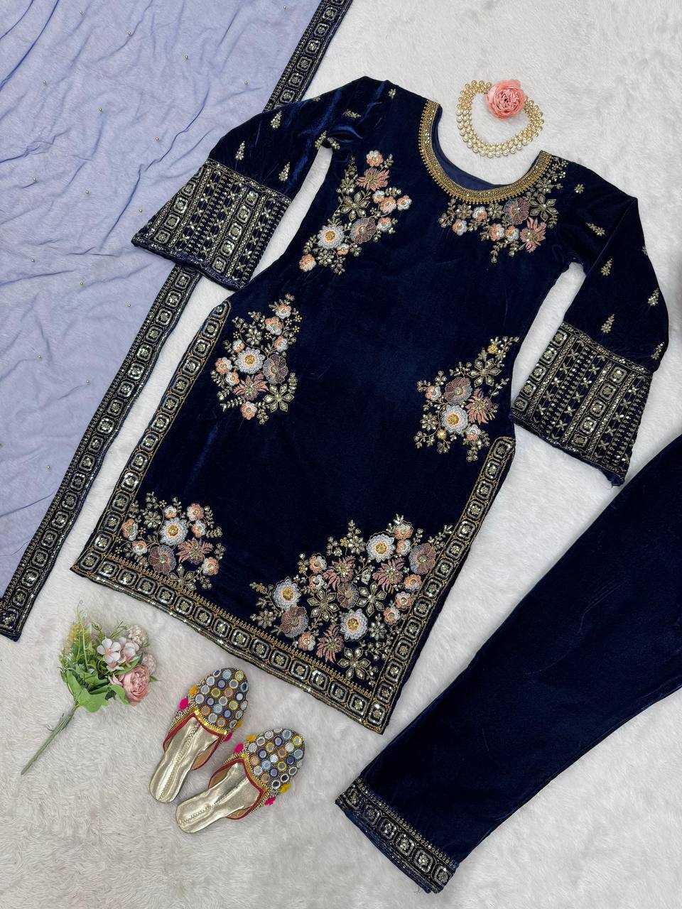 YNF VELVET RIN133 1488 SUITS & DRESSES WHOLESALE BLUE SALWAR EMBROIDERED PARTY WEAR VELVET SUITS MANUFACTURER - Deevit International