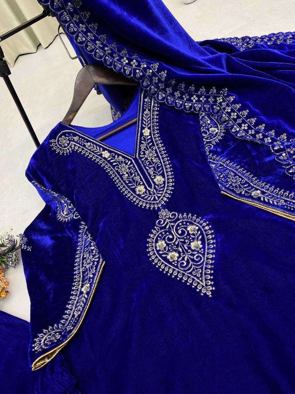 YNF VELVET RIN141 1891 SUITS & DRESSES WHOLESALE EMBROIDERED PARTY WEAR VELVET SUITS MANUFACTURER - Deevit International