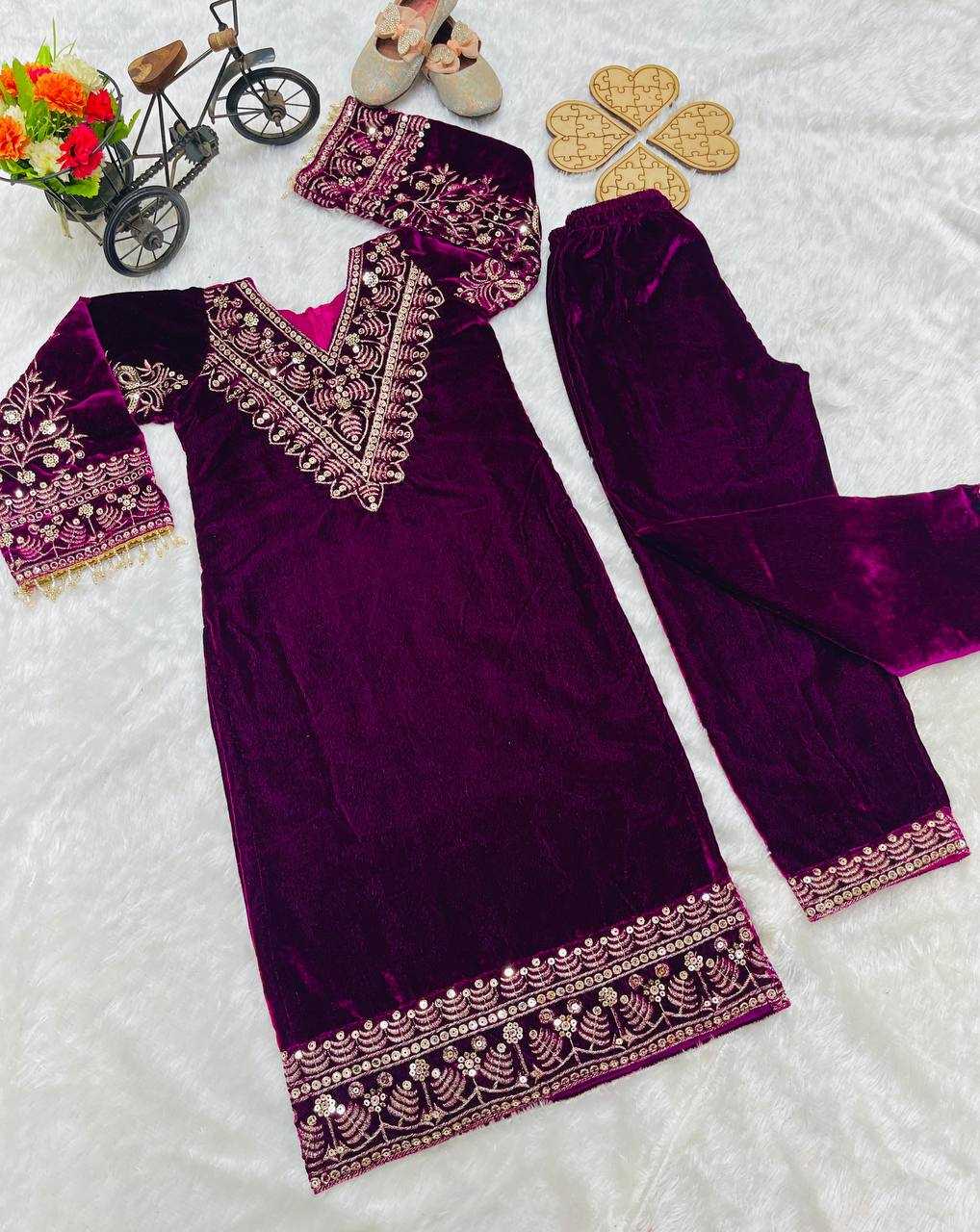 YNF VELVET RIN154 192 WHOLESALE KIDS SUIT KIDS FESTIVE SUITS MANUFACTURER - Deevit International