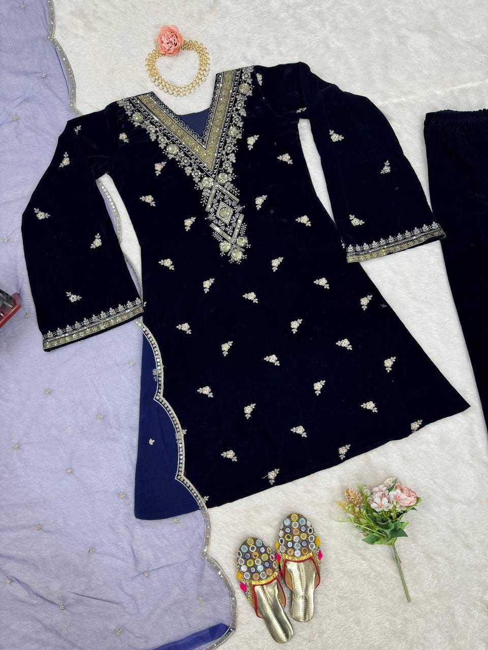 YNF VELVET RIN169 5783 SUITS & DRESSES WHOLESALE PAKISTANI EMBROIDERY VELVET EID COLLECTIONS BLUE SUITS MANUFACTURE - Deevit International