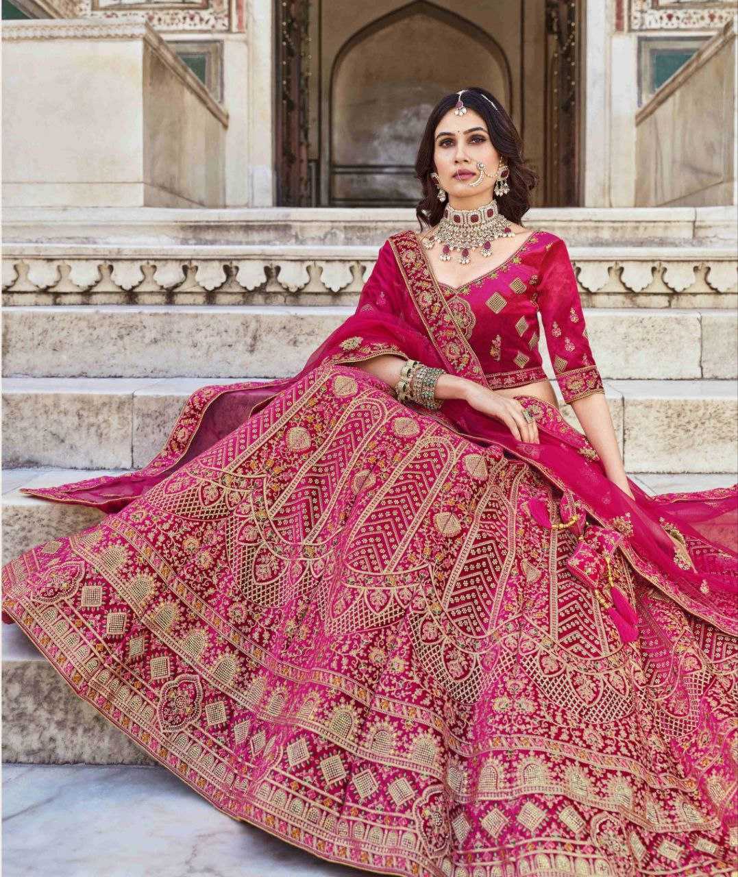 YNF VELVET RIN195 BRIDAL LOOK 2087 LEHENGAS WHOLESALE BRIDAL EMBROIDERED DESIGNER VELVET ZARI WORK LEHENGAS MANUFACTURER - Deevit International