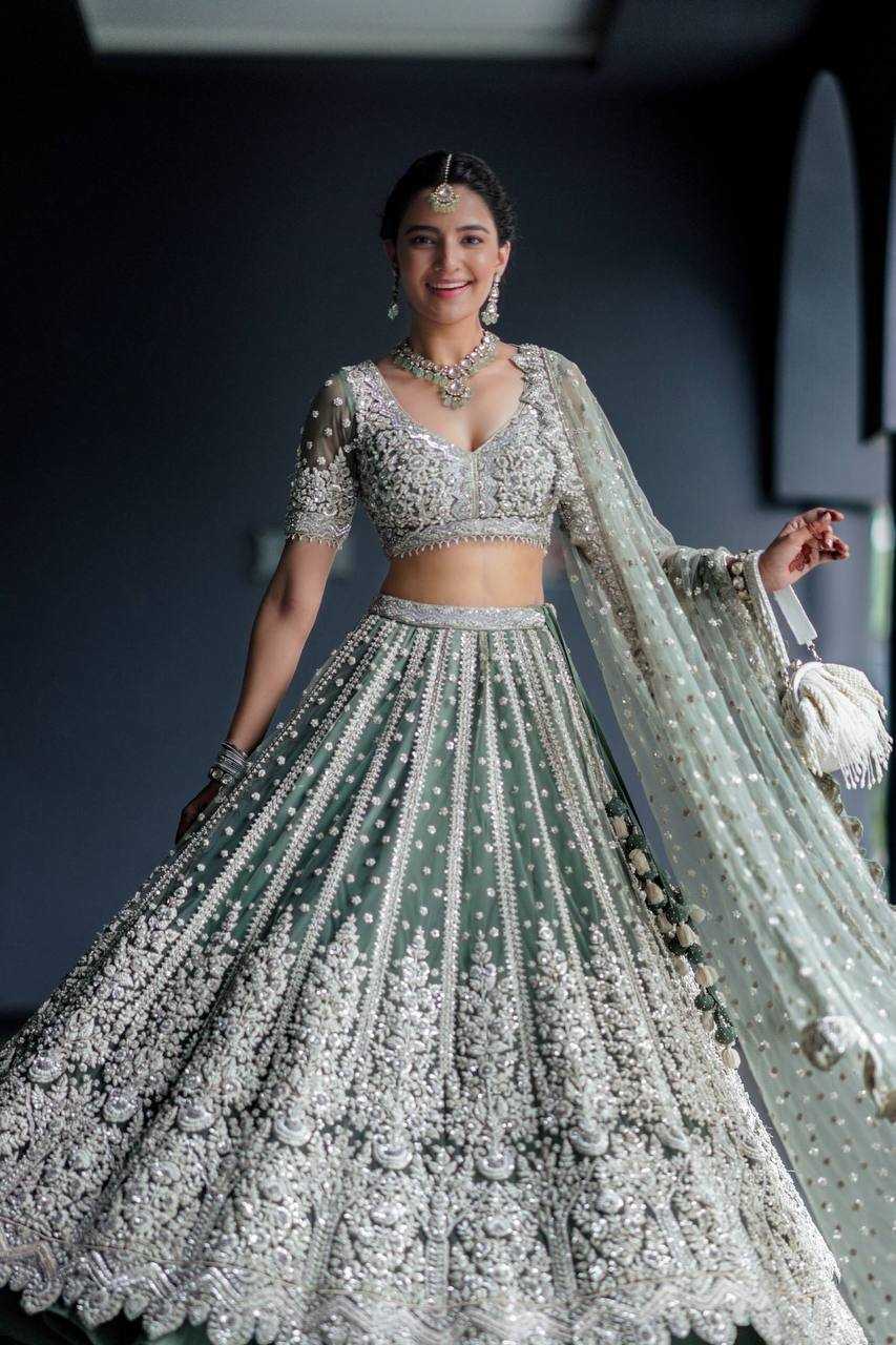 YNF ZARI KESH270 34 LEHENGA WHOLESALE WEDDING NET ZARI LEHENGA MANUFACTURER - Deevit International